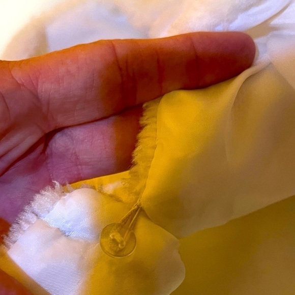 BLOOME DE JEUNE FILLE White Faux Fur Cropped Jacket Girls Size 10-12 - Picture 4 of 11